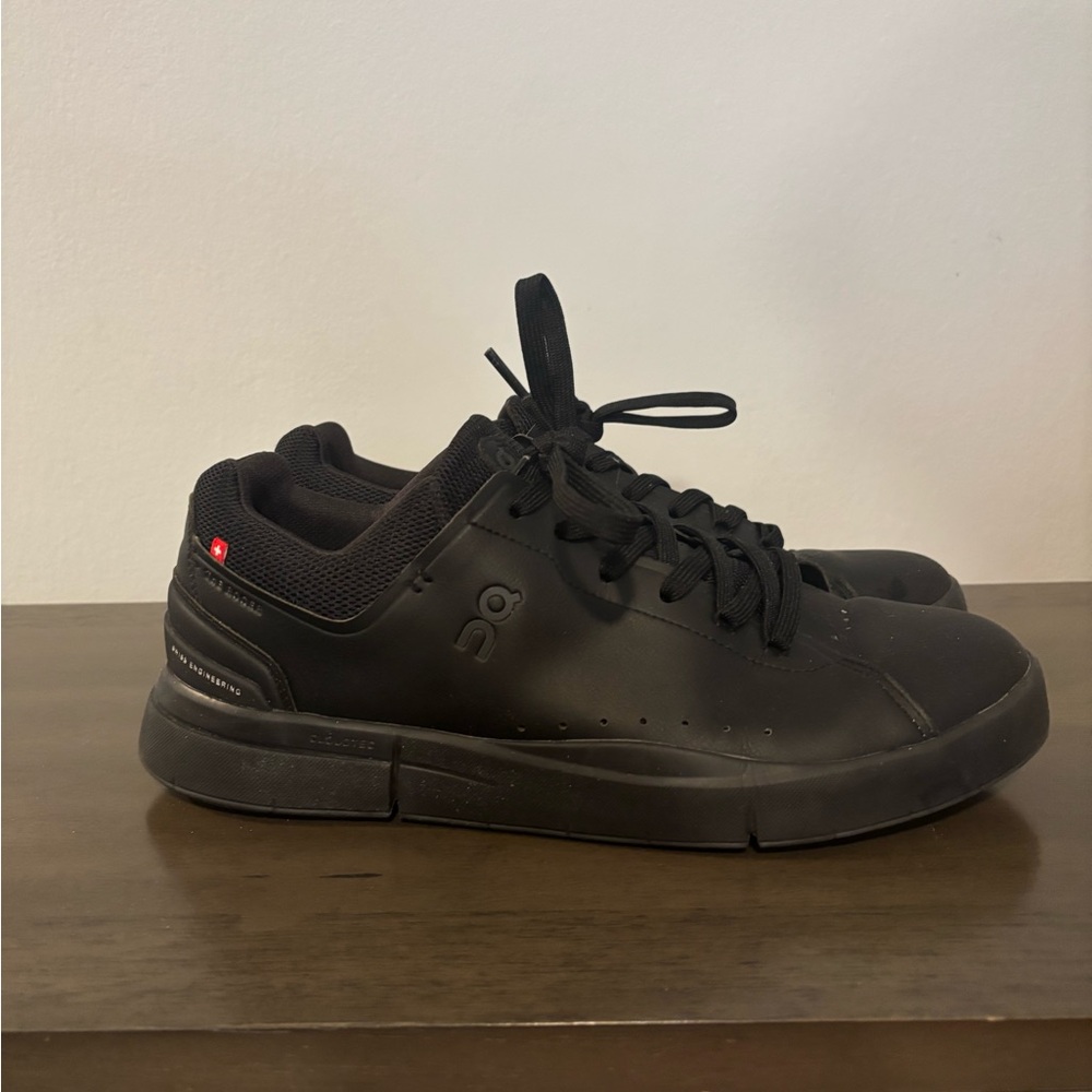On Running Rogers Black Sneakers